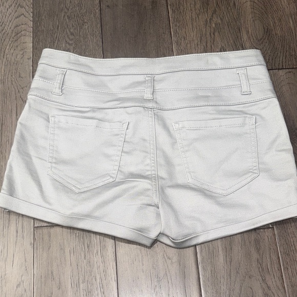 Women's light gray stretch high waisted Denim like Shorts - Picture 6 of 6